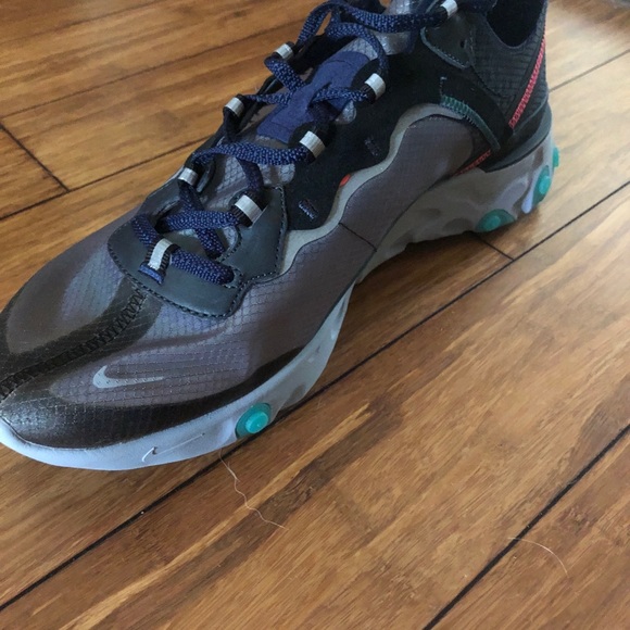NIKE REACT ELEMENT 87 sz11 - Picture 4 of 5